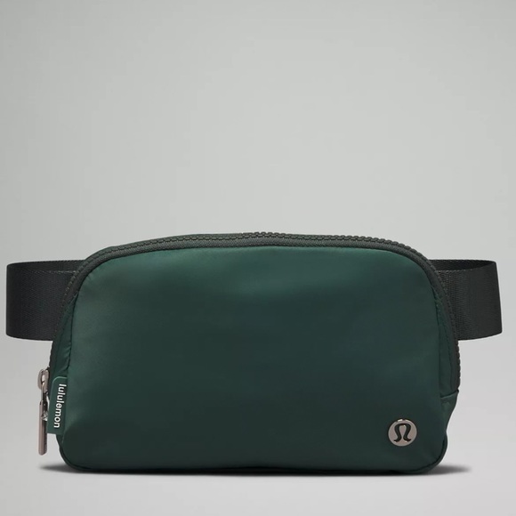 lululemon athletica Handbags - Lululemon Everywhere Belt Bag Forest Green Crossbody Bag Nwt